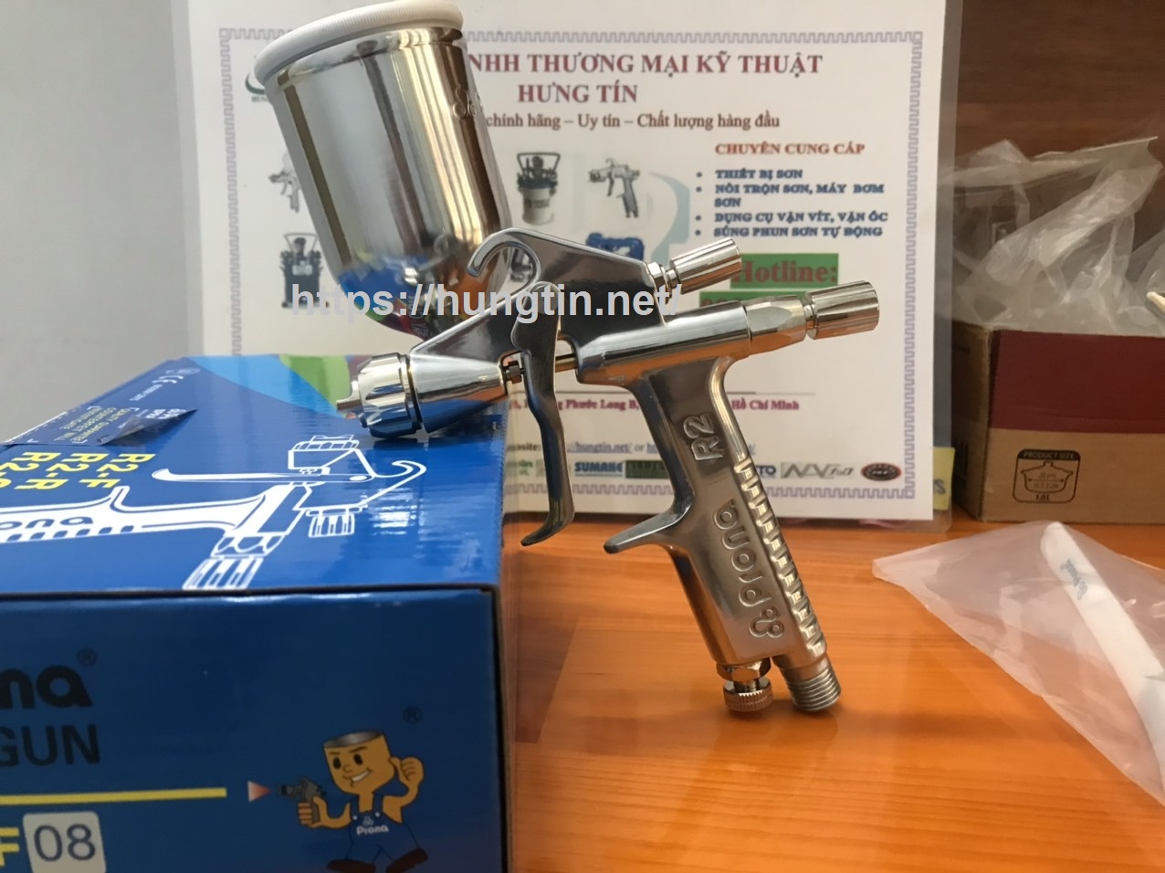 Súng phun sơn loại nhỏ Prona R2F (0.8mm)